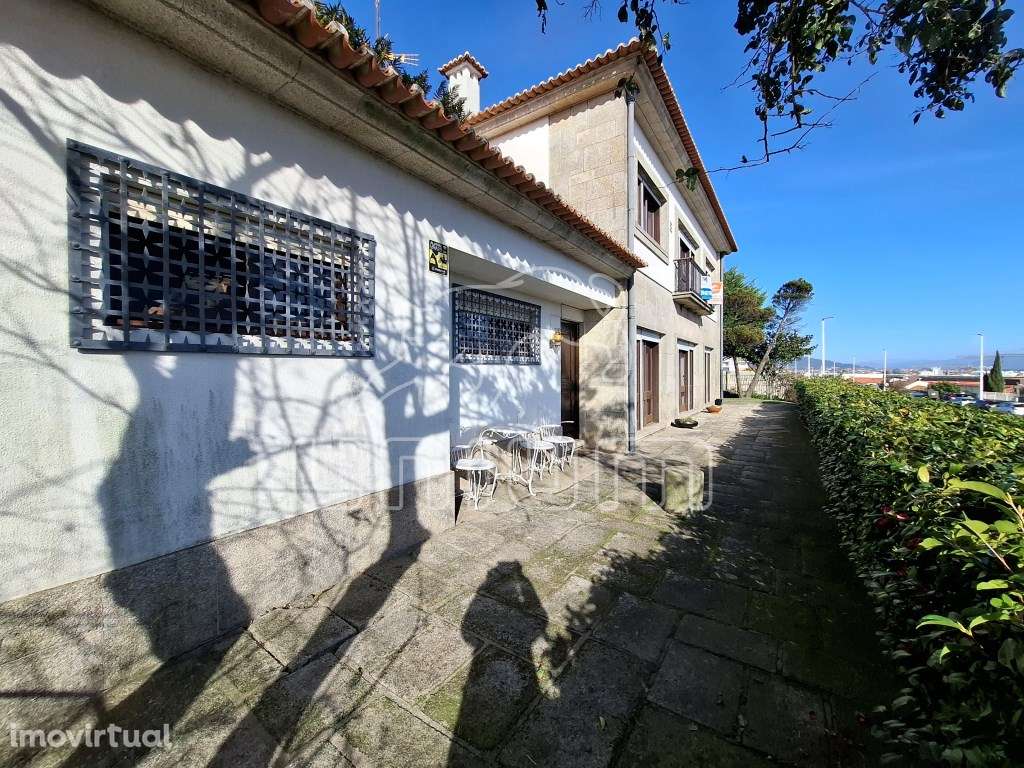 Moradia Isolada T5 com jardim - Grande imagem: 2/42