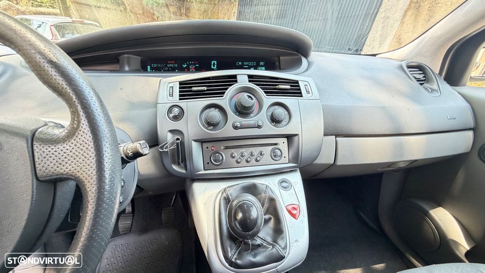 Renault Scénic 1.5 dCi Confort Dynamique - 14