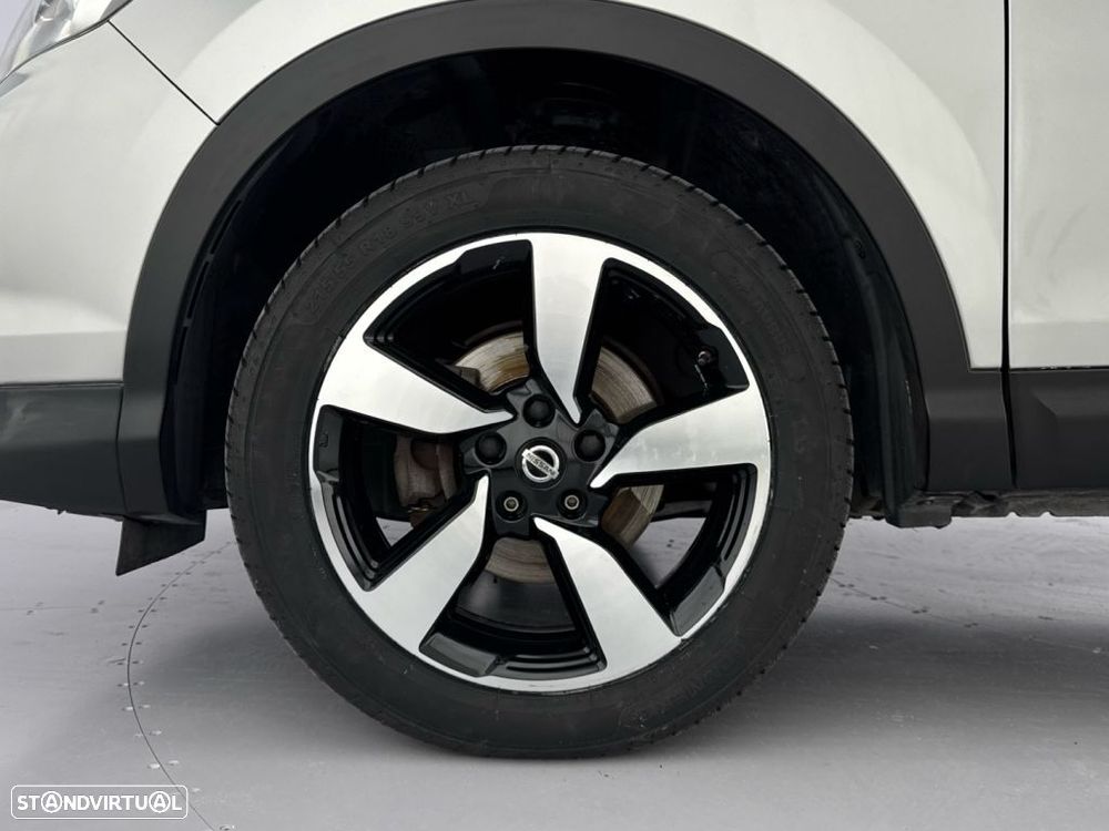 Nissan Qashqai 1.5 dCi N-Connecta - 17