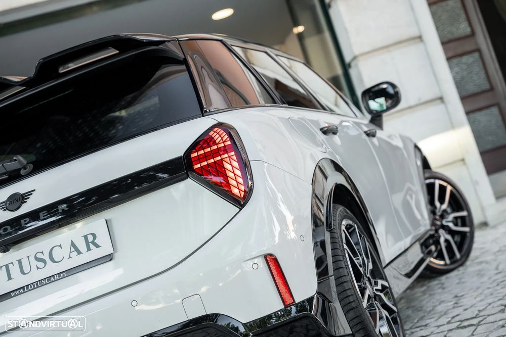 MINI 5 Portas Cooper Premium JCW Auto - 35
