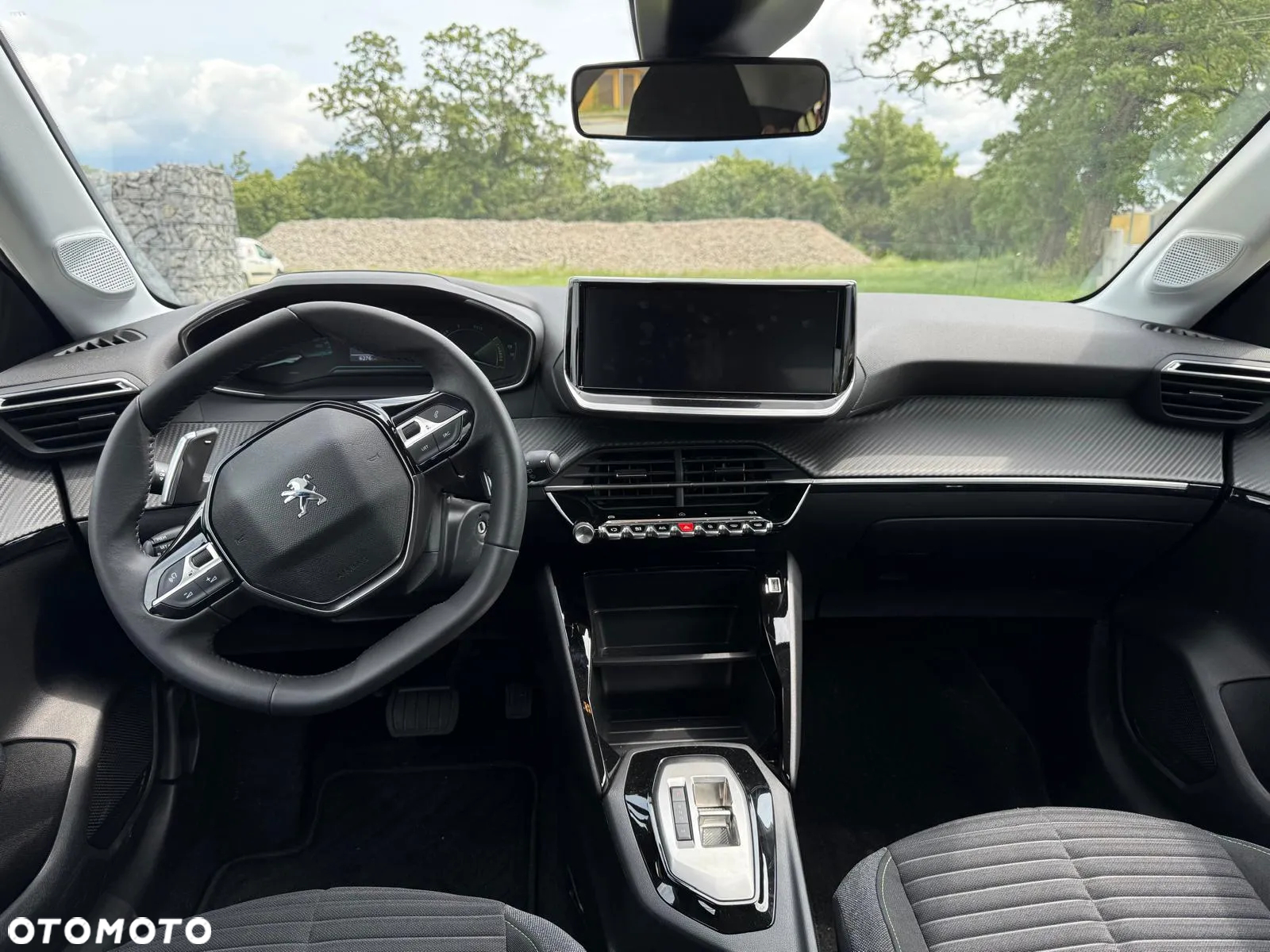Peugeot 208 - 9