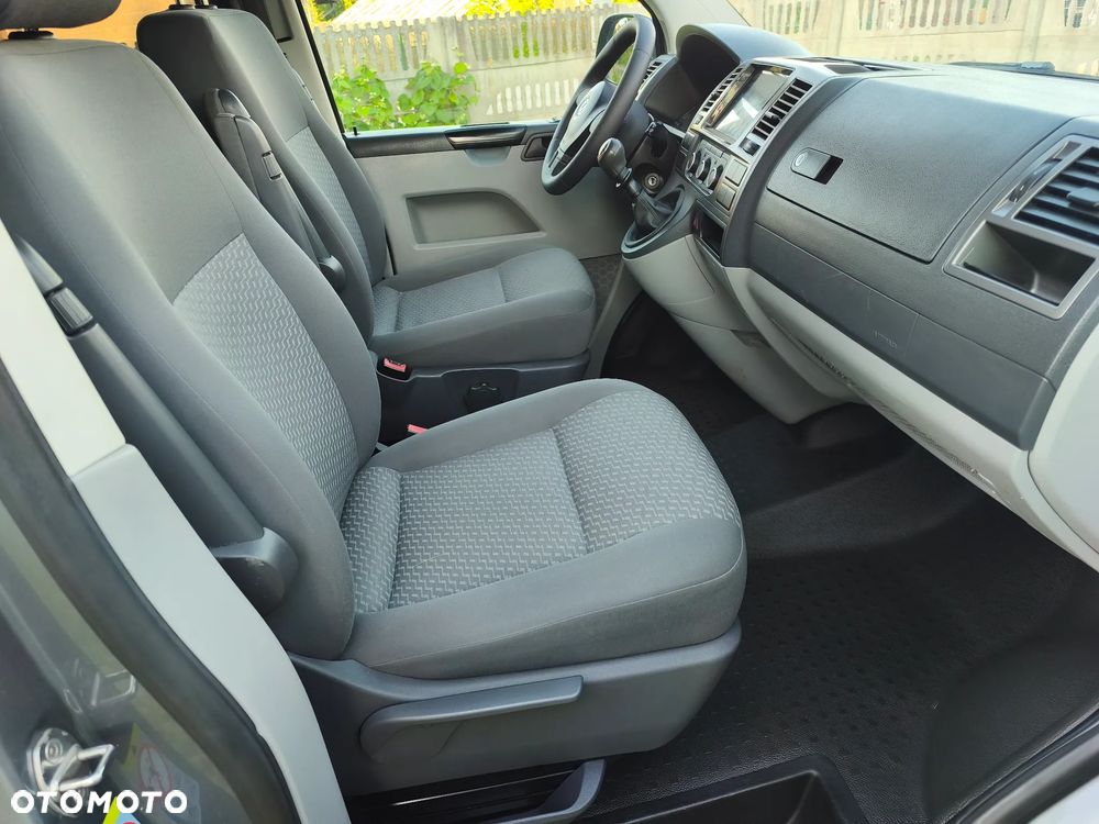 Volkswagen Transporter - 23