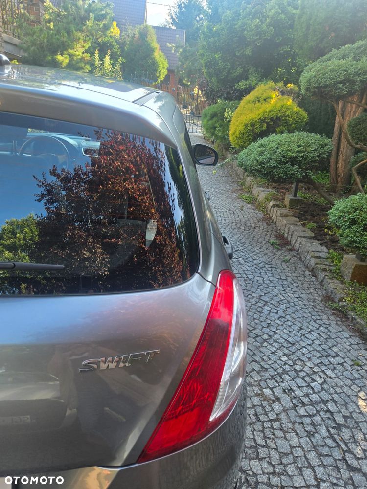 Suzuki Swift - 9