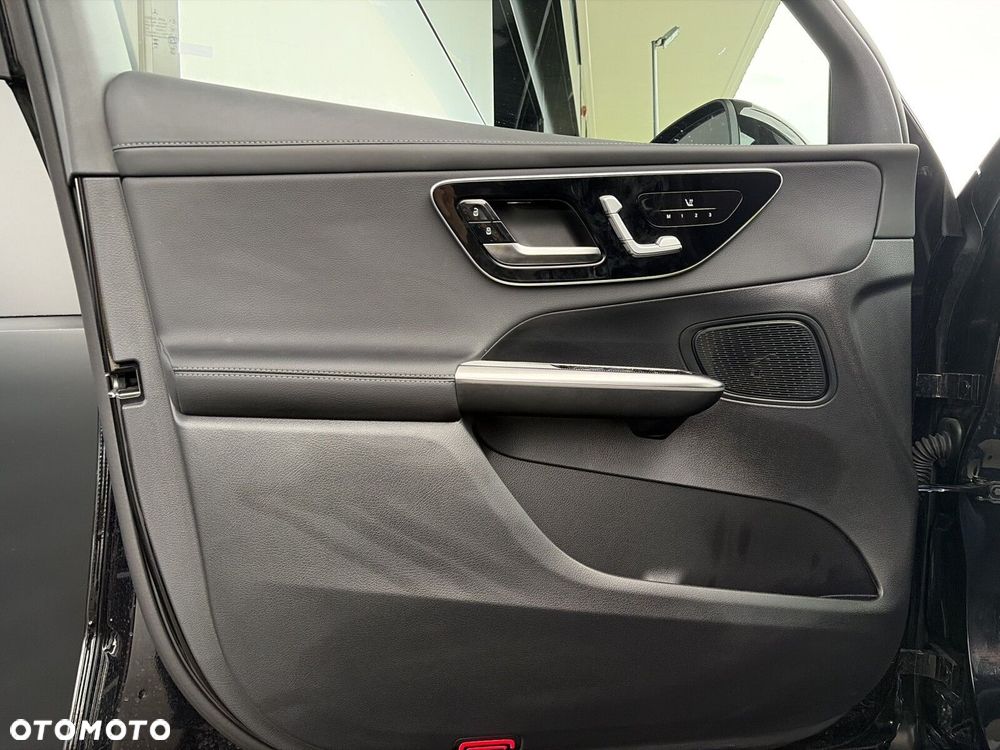 Mercedes-Benz GLC 220 d mHEV 4-Matic AMG Line - 25