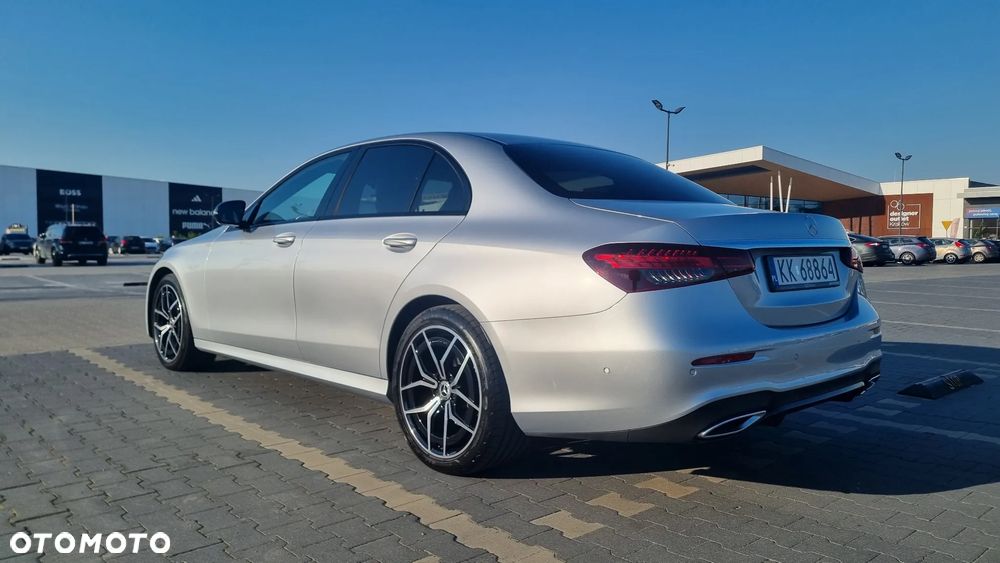 Mercedes-Benz Klasa E - 34