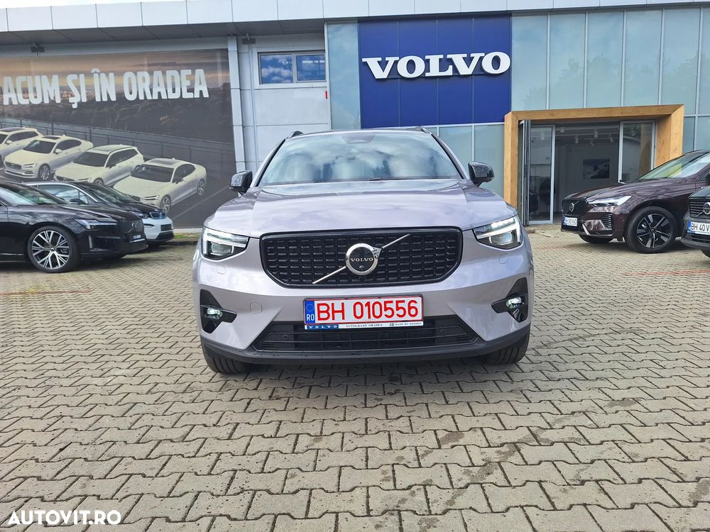 Volvo XC 40 B4 AT FWD MHEV Ultimate Dark - 4
