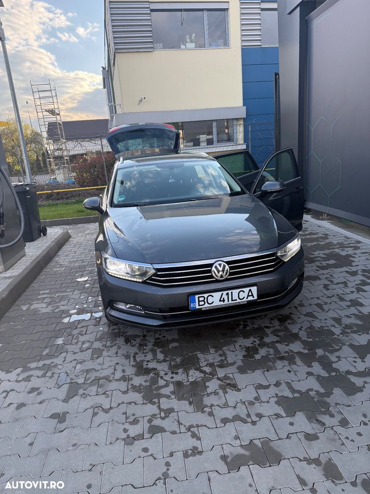 Volkswagen Passat 2.0 TDI DSG Comfortline - 3