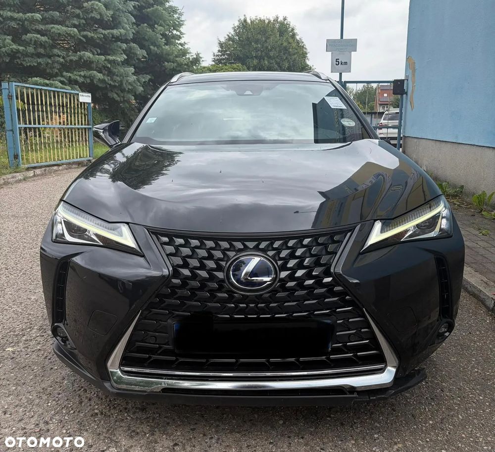 Lexus UX - 1