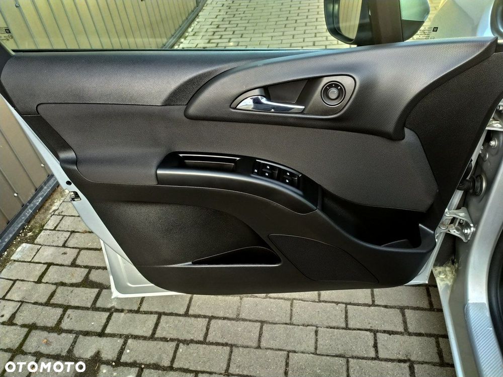 Opel Meriva 1.4 Automatik Innovation - 15