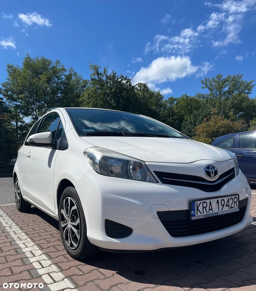 Toyota Yaris - 1