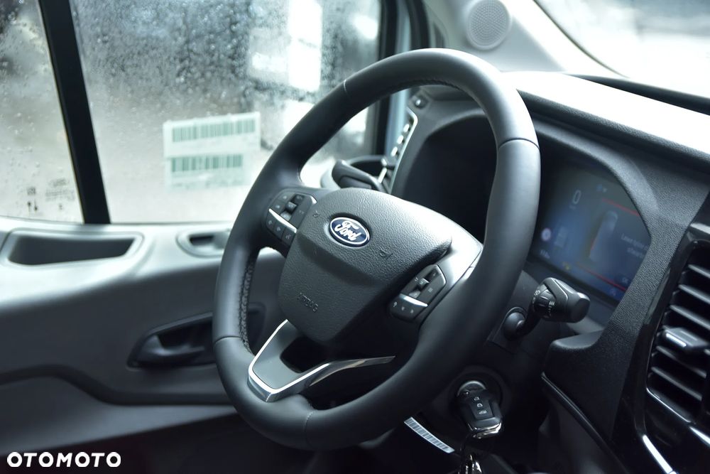 Ford Transit 2.0 EcoBlue 165KM M6 RWD TREND 350 WYWROTKA PODWÓJNA KABINA - 24