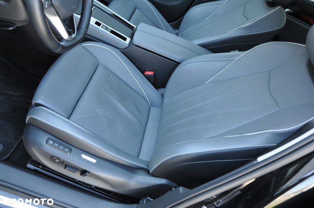 Volkswagen Passat Variant 1.5 TSI ACT mHEV Elegance DSG - 12
