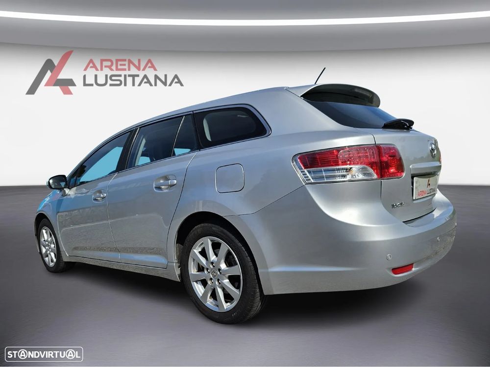 Toyota Avensis SW 2.0 D-4D Exclusive +Pele+GPS - 7