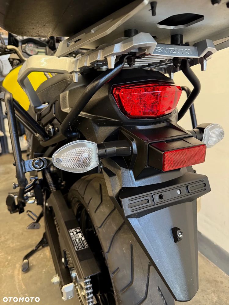 Suzuki V-STROM - 29