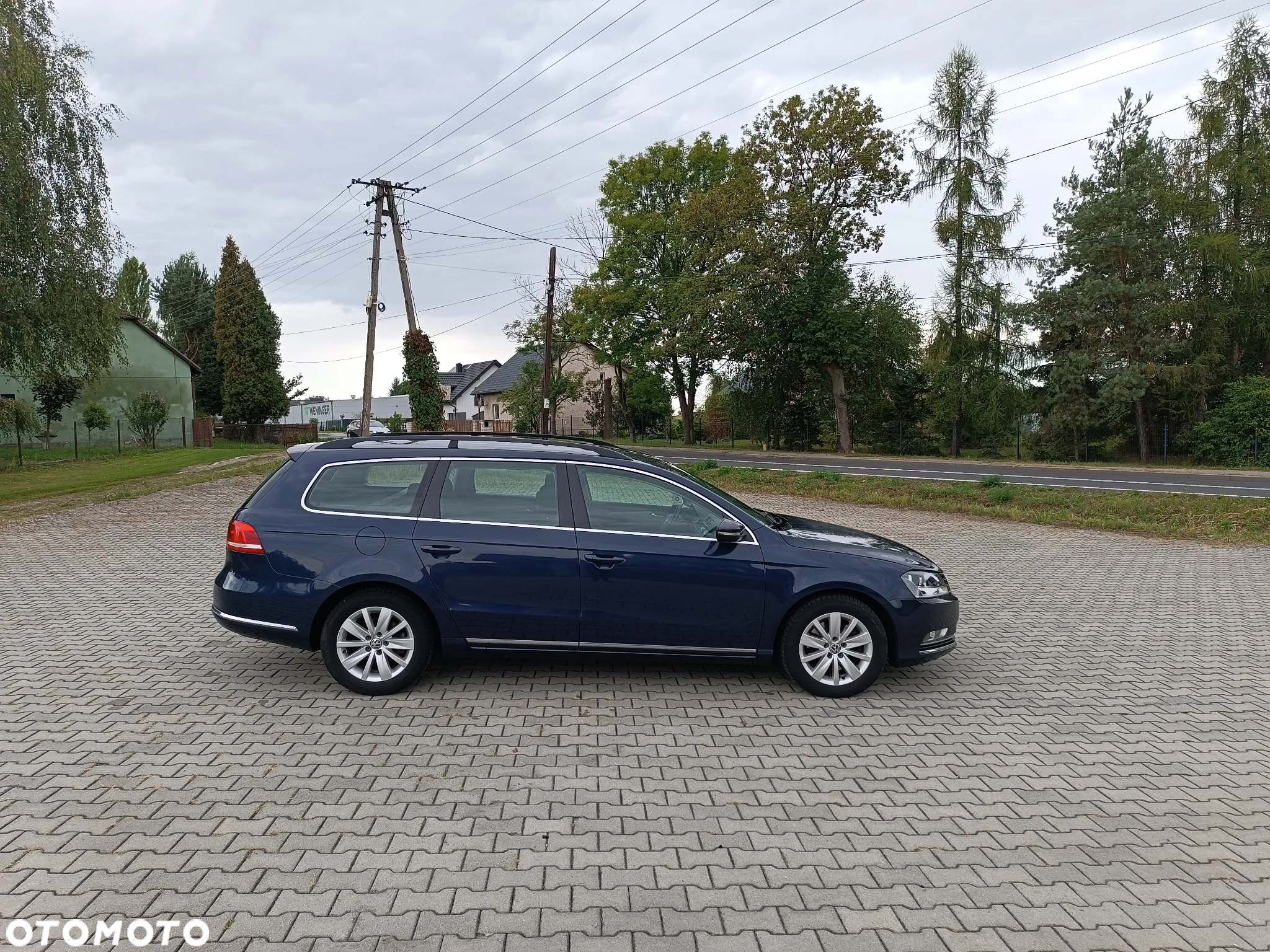 Volkswagen Passat Variant 2.0 Blue TDI SCR Comfortline - 8
