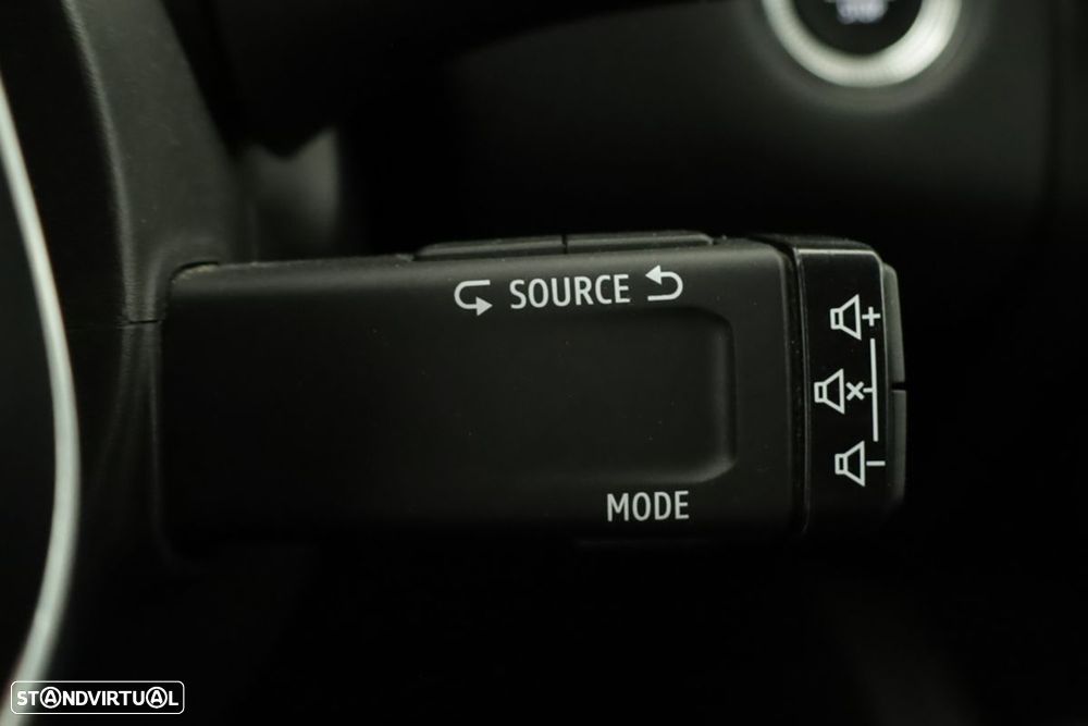 Renault Captur 1.0 TCe Techno Bi-Fuel - 19