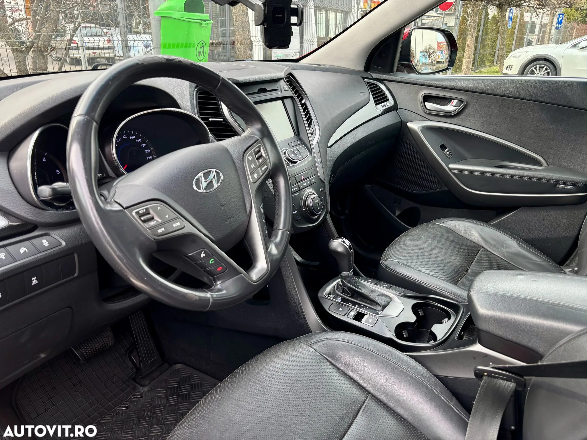 Hyundai Santa Fe - 8
