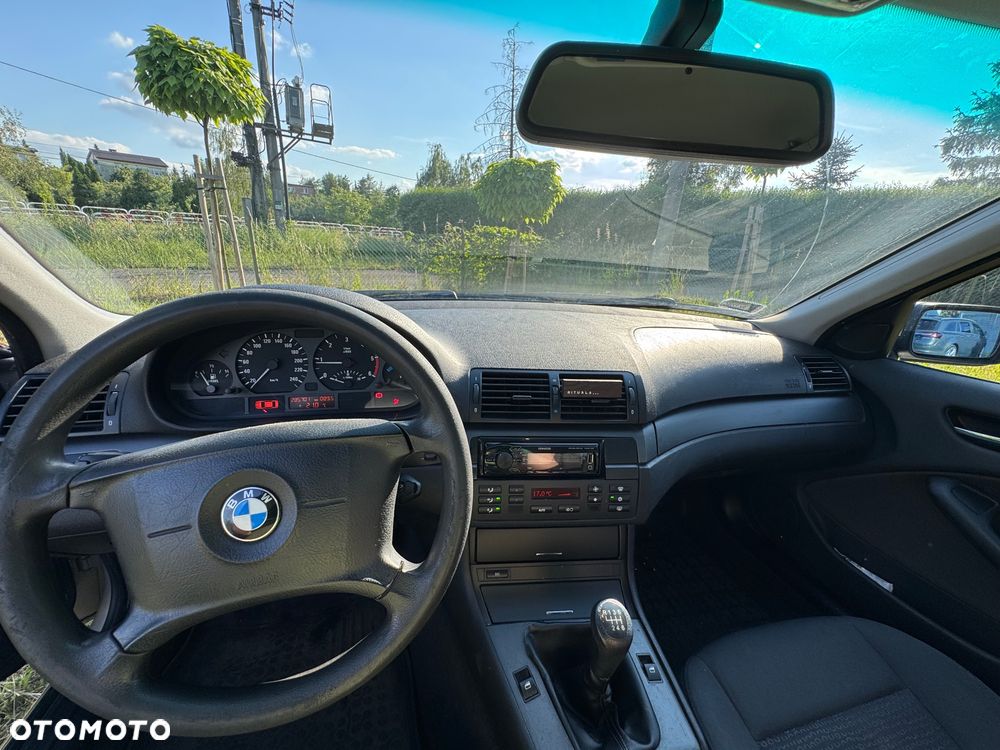 BMW Seria 3 320d Edition Lifestyle - 11