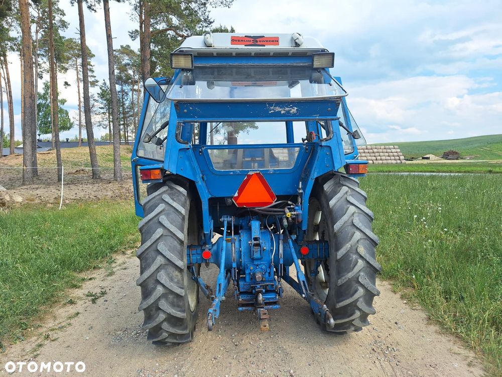 Ford 4600 - 10
