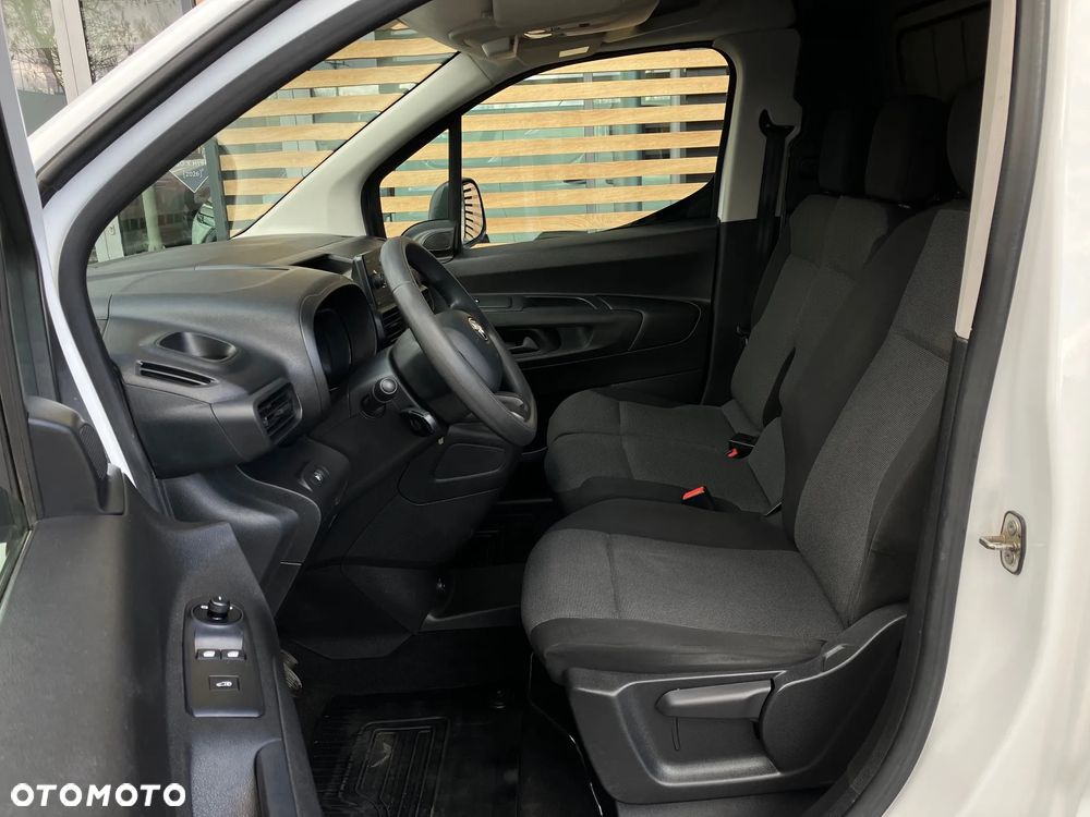 Toyota PROACE CITY - 35