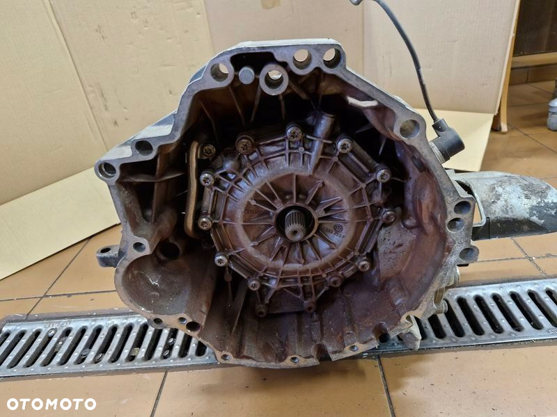 AUDI A6 C5 2.4 V6 SKRZYNIA BIEGÓW AUTOMAT MULTITRONIC GWQ - 2