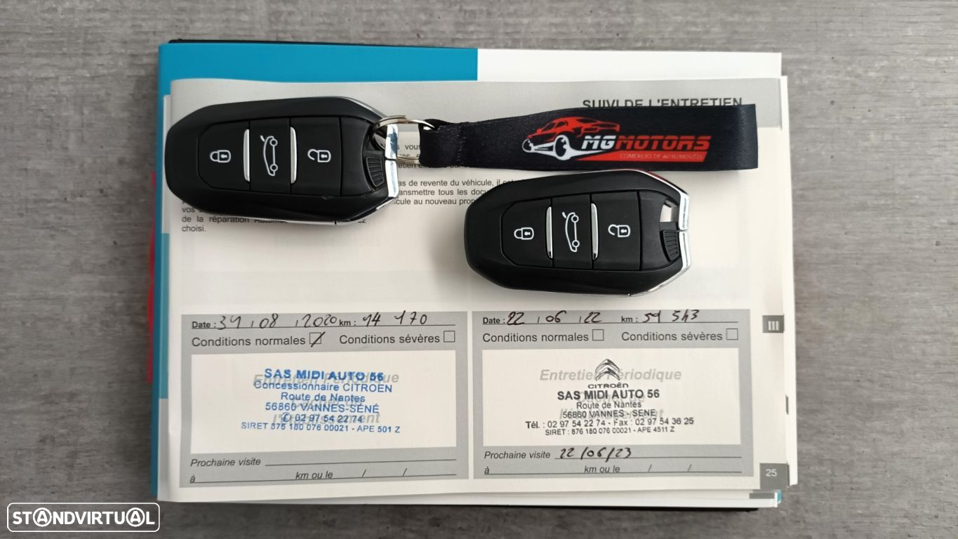 Citroën C4 Cactus 1.2 PureTech Shine EAT6 - 56
