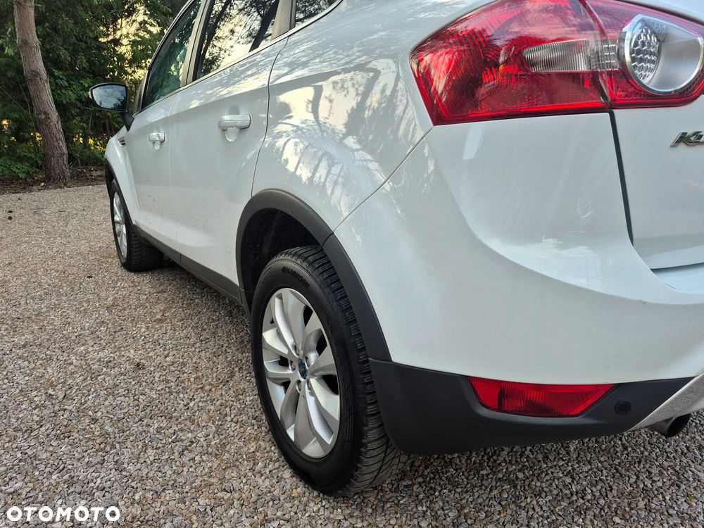 Ford Kuga - 13