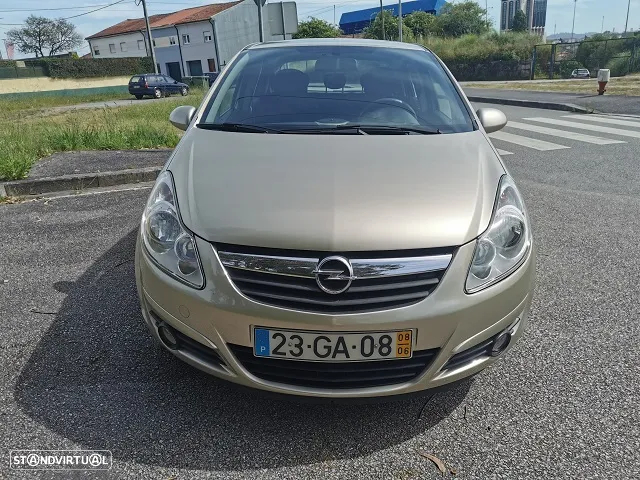 Opel Corsa 1.3 CDTi Enjoy EcoFLEX - 2