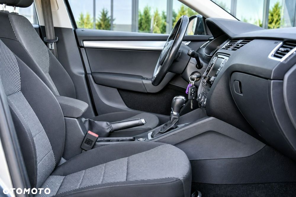 Skoda Octavia 2.0 TDI Edition DSG - 10