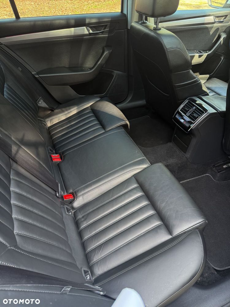Skoda Superb 1.6 TDI Ambition DSG - 7