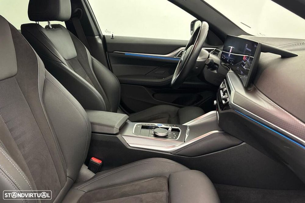 BMW i4 eDrive35 Pack Desportivo M - 11