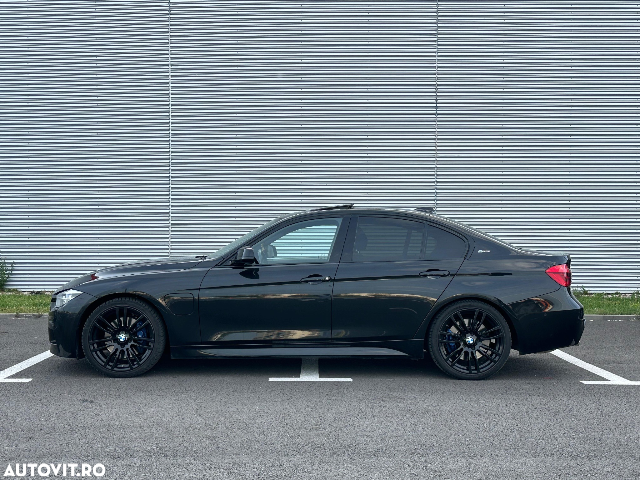 BMW Seria 3 330e iPerformance AT M Sport - 17