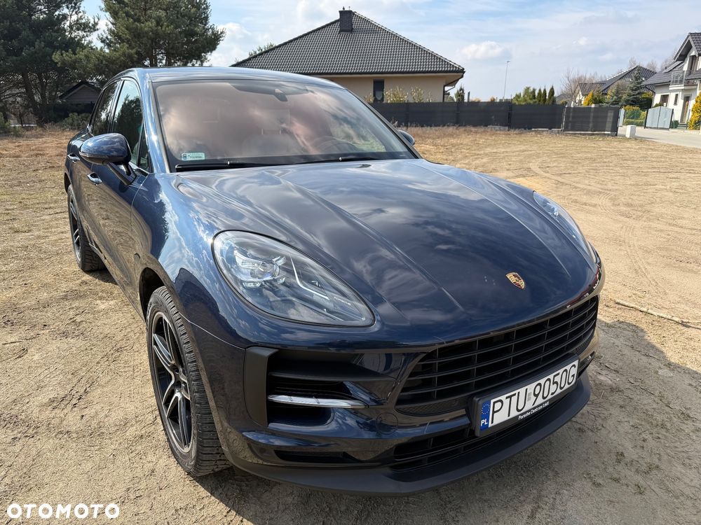 Porsche Macan - 1