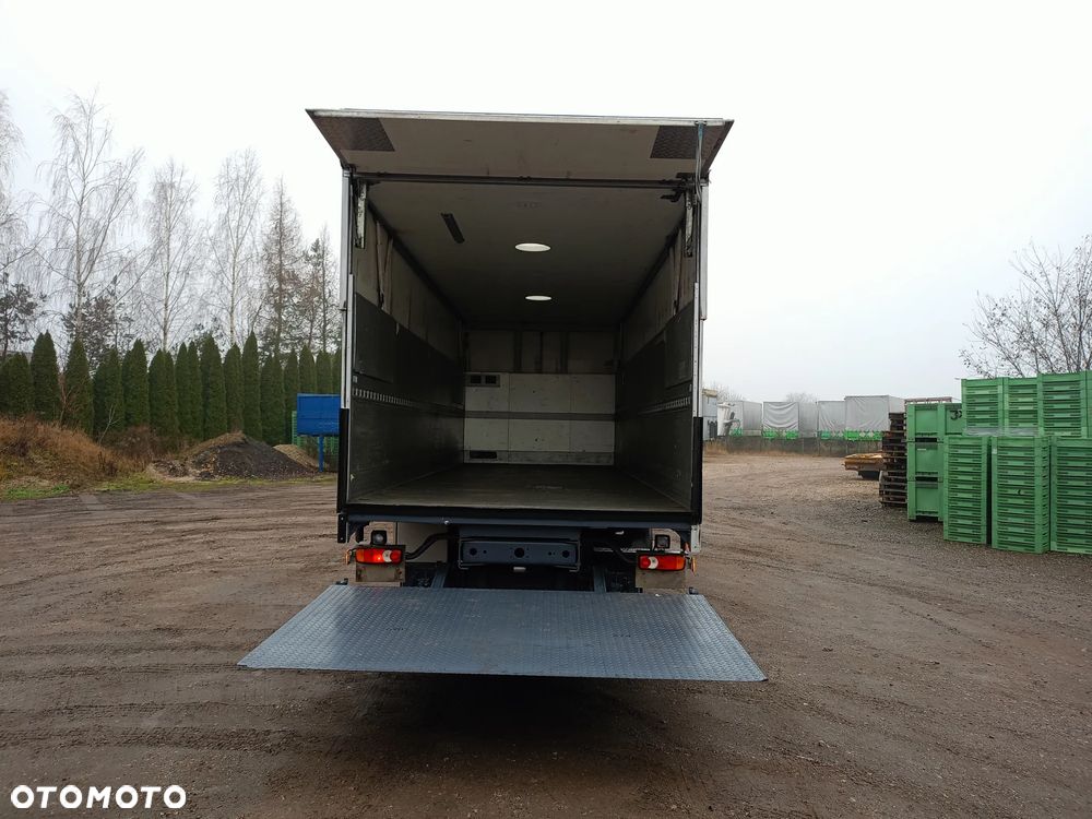 Volvo FL - 11