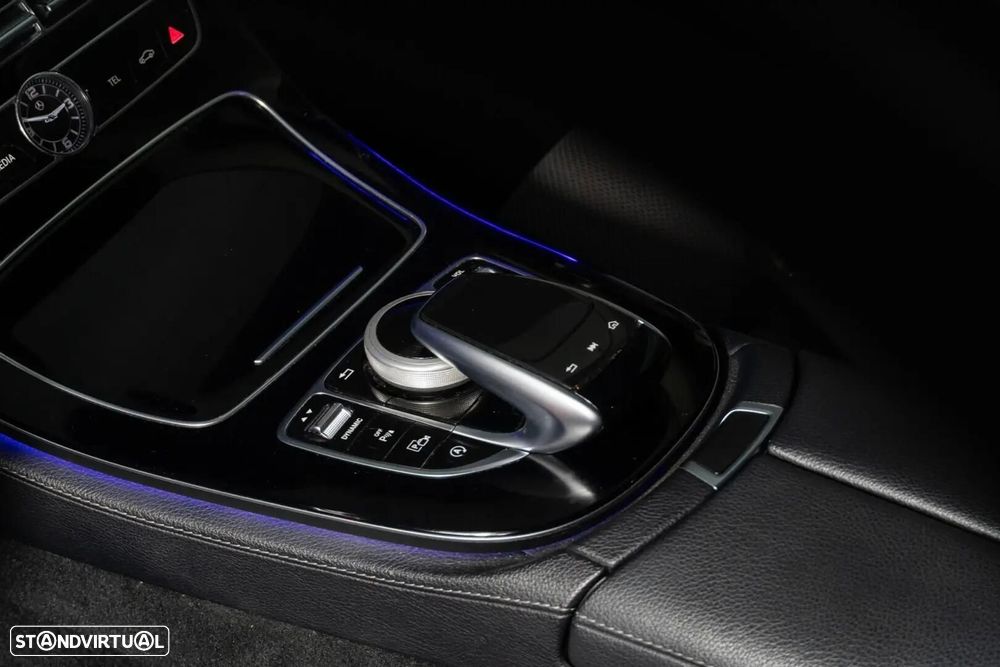Mercedes-Benz E 220 - 28