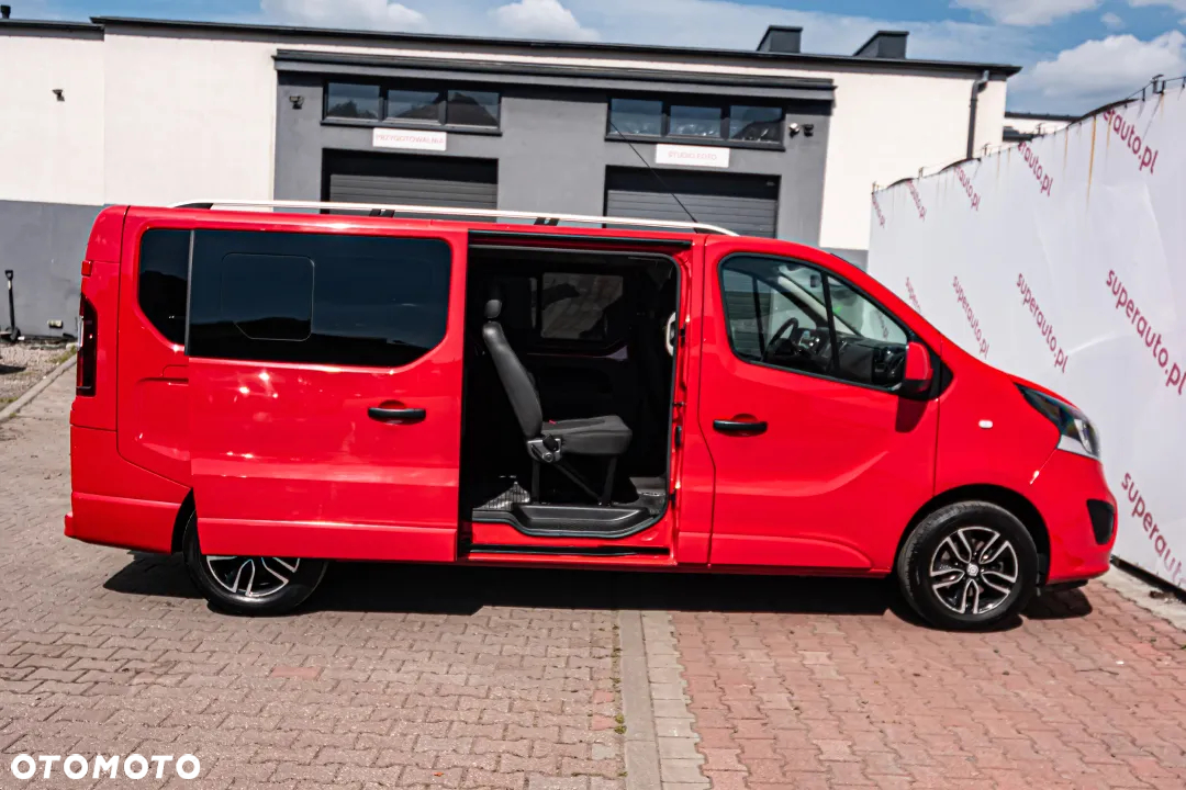 Opel Vivaro - 8