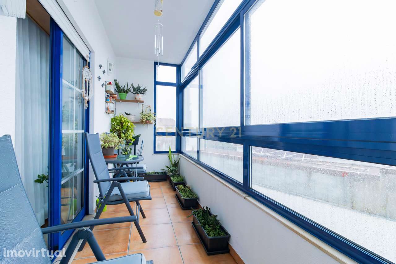 Apartamento T3 Luminoso em Zona Tranquila em Marinha Grande - Grande imagem: 2/15