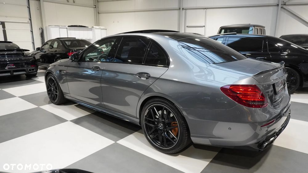 Mercedes-Benz Klasa E - 4