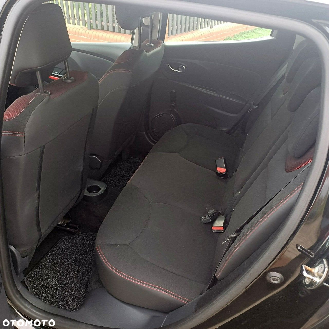 Renault Clio - 12