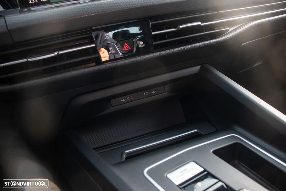 VW Golf 1.4 GTE Plug-In-Hybrid DSG - 12