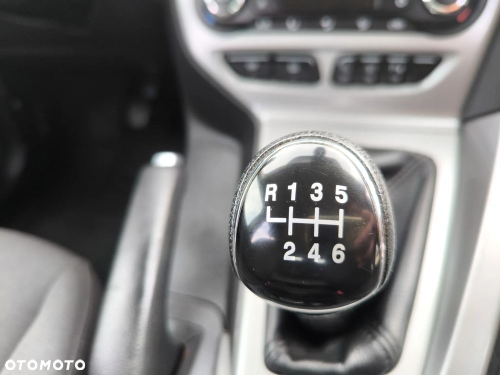 Ford Focus - 27