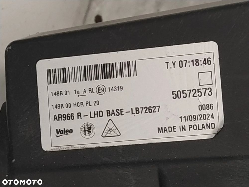 ALFA ROMEO JUNIOR MILANO LAMPA LAMPY REFLEKTOR REFLEKTORY PRZÓD LEWA PRAWA BASE LED PRZETWORNICE ŚRODEK SZCZOTKOWANA SATYNA NAPIS KOMPLETNE NOWE ORYGINAŁ - 15