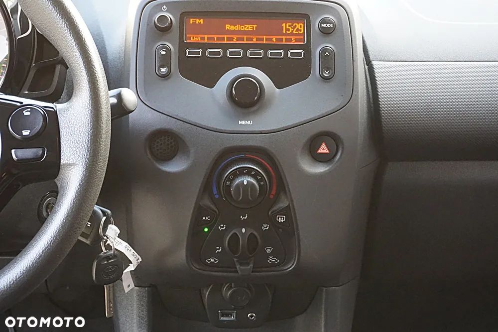 Toyota Aygo x-cite - 30