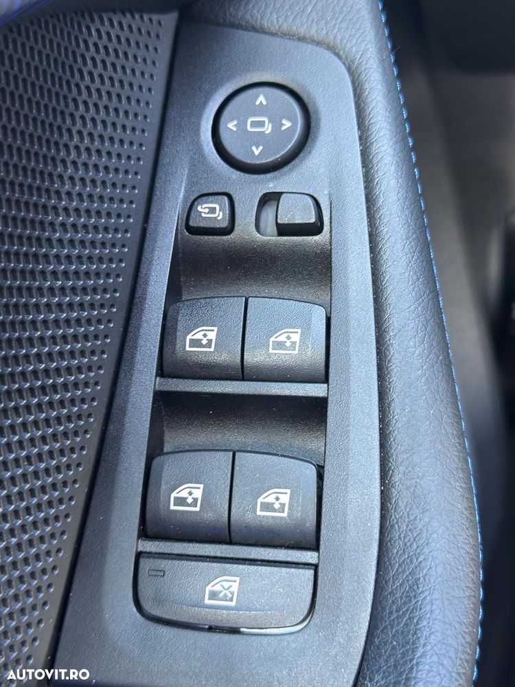 BMW Seria 2 220i Aut. M Sport - 10