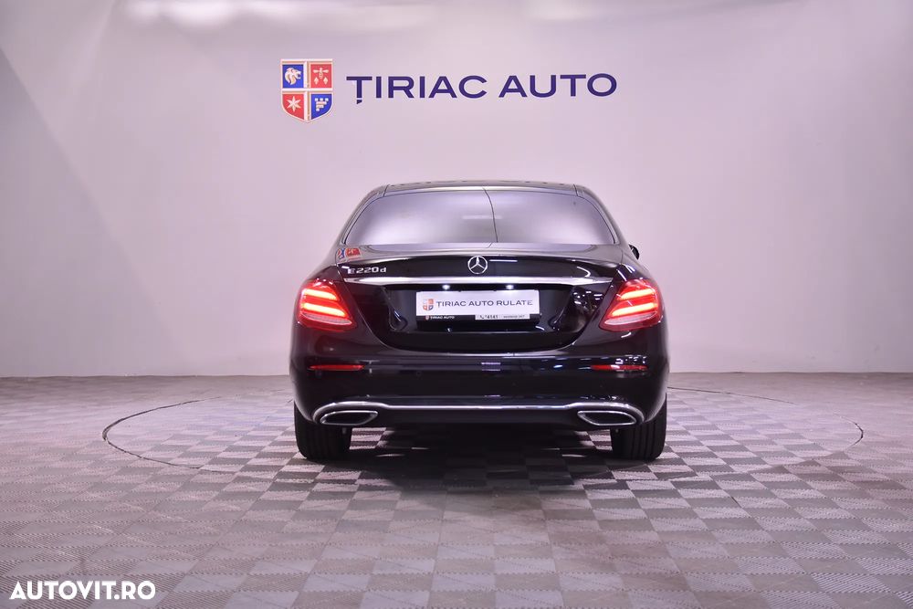 Mercedes-Benz E 220 d Aut. - 4
