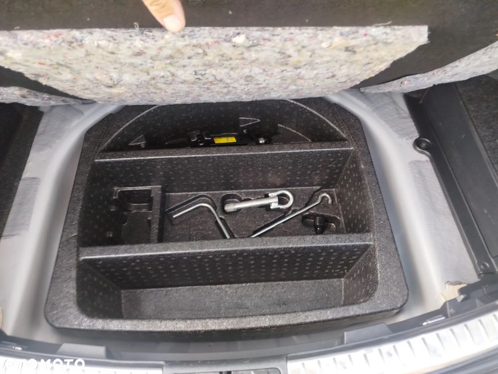 Toyota Auris - 19