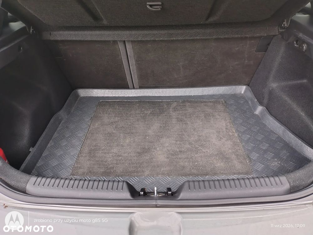 Hyundai i30 1.6 GDI Comfort - 16