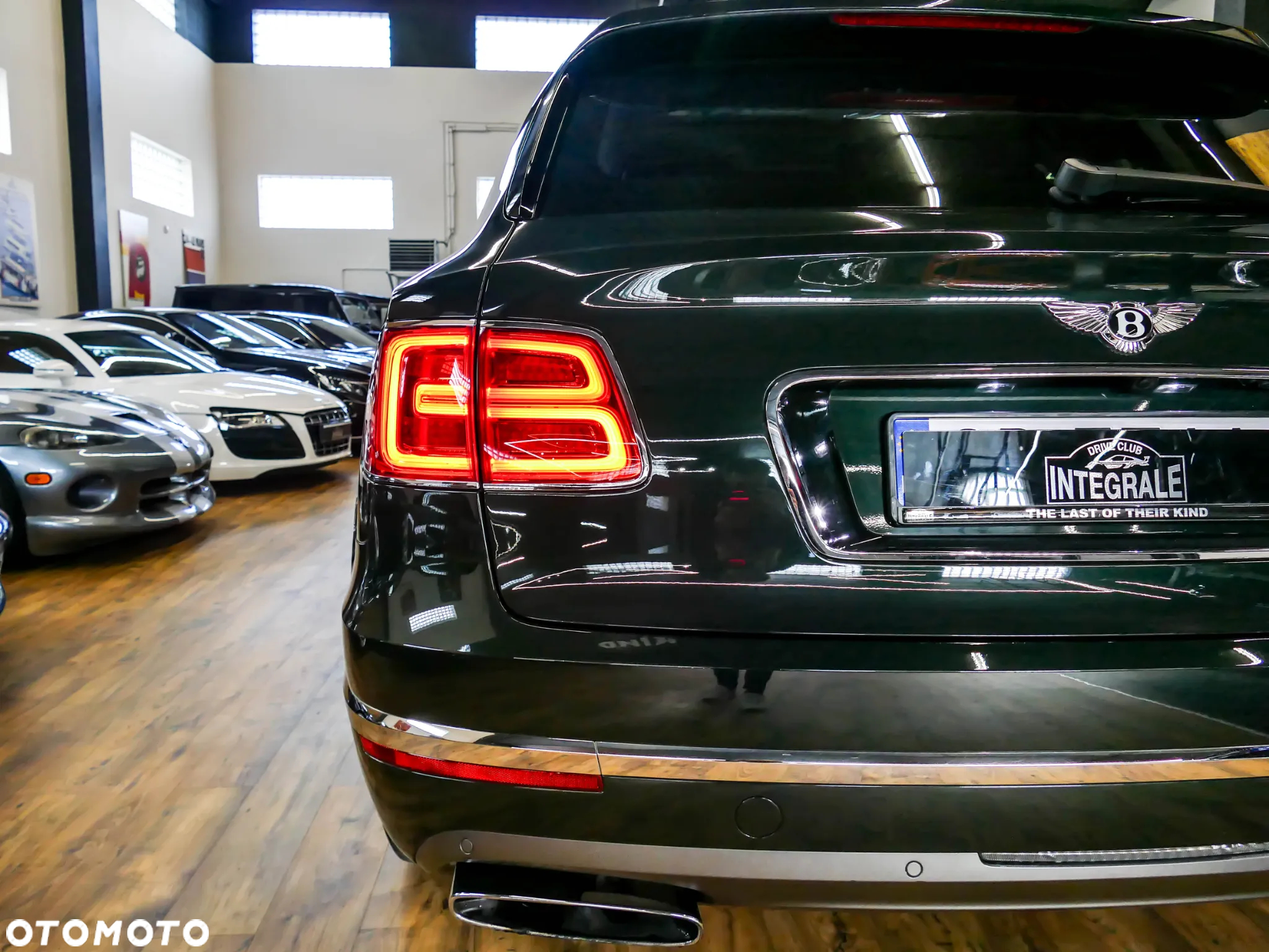 Bentley Bentayga W12 Mulliner - 37