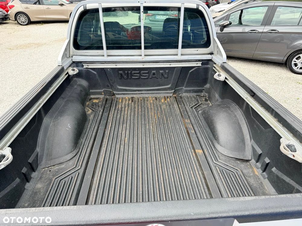 Nissan Navara 2.5 D FE - 10