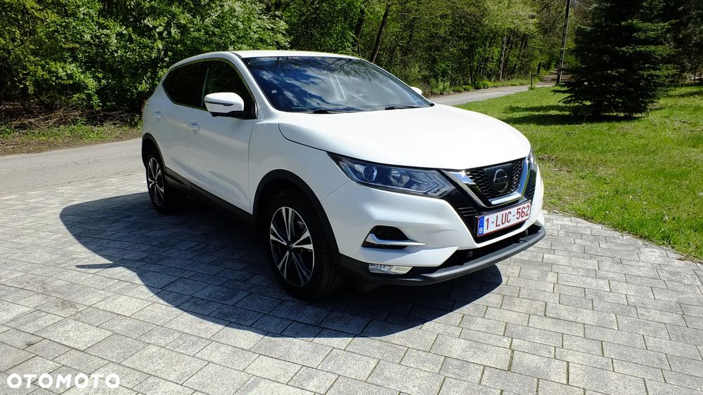 Nissan Qashqai 1.2 DIG-T N-Connecta EU6 - 3